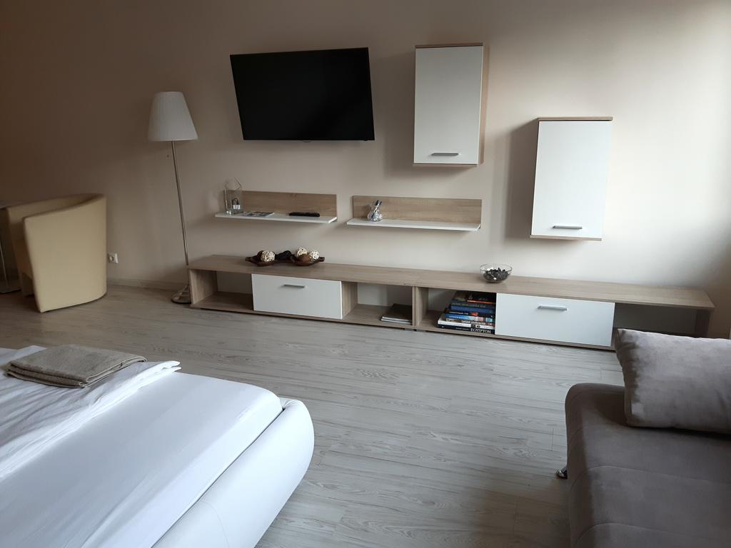 Brand New In The Center Apartament
