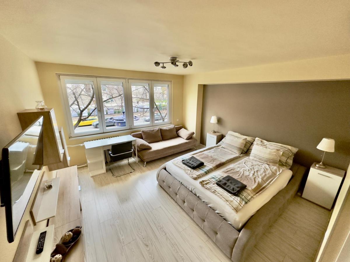 Brand New In The Center Apartament Budapesta